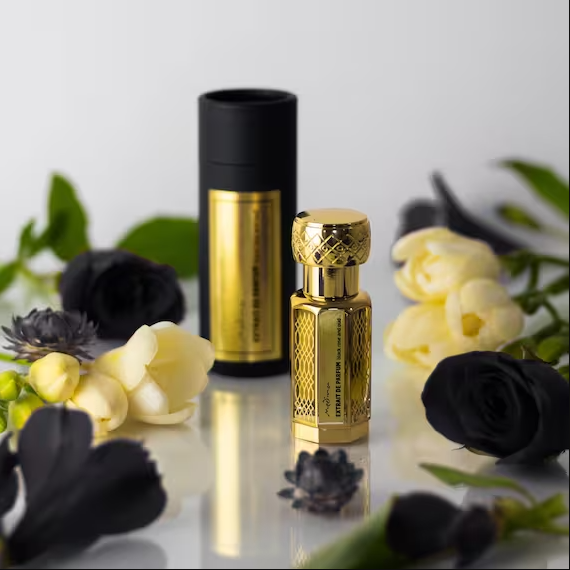 Sensual Sophistication: The Irresistible Charm of Oud for Women